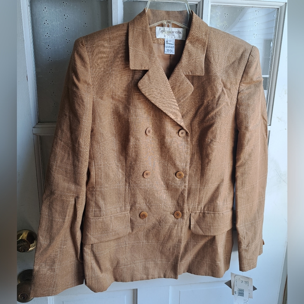 Jones New York brown linen pants suit. Vintage.